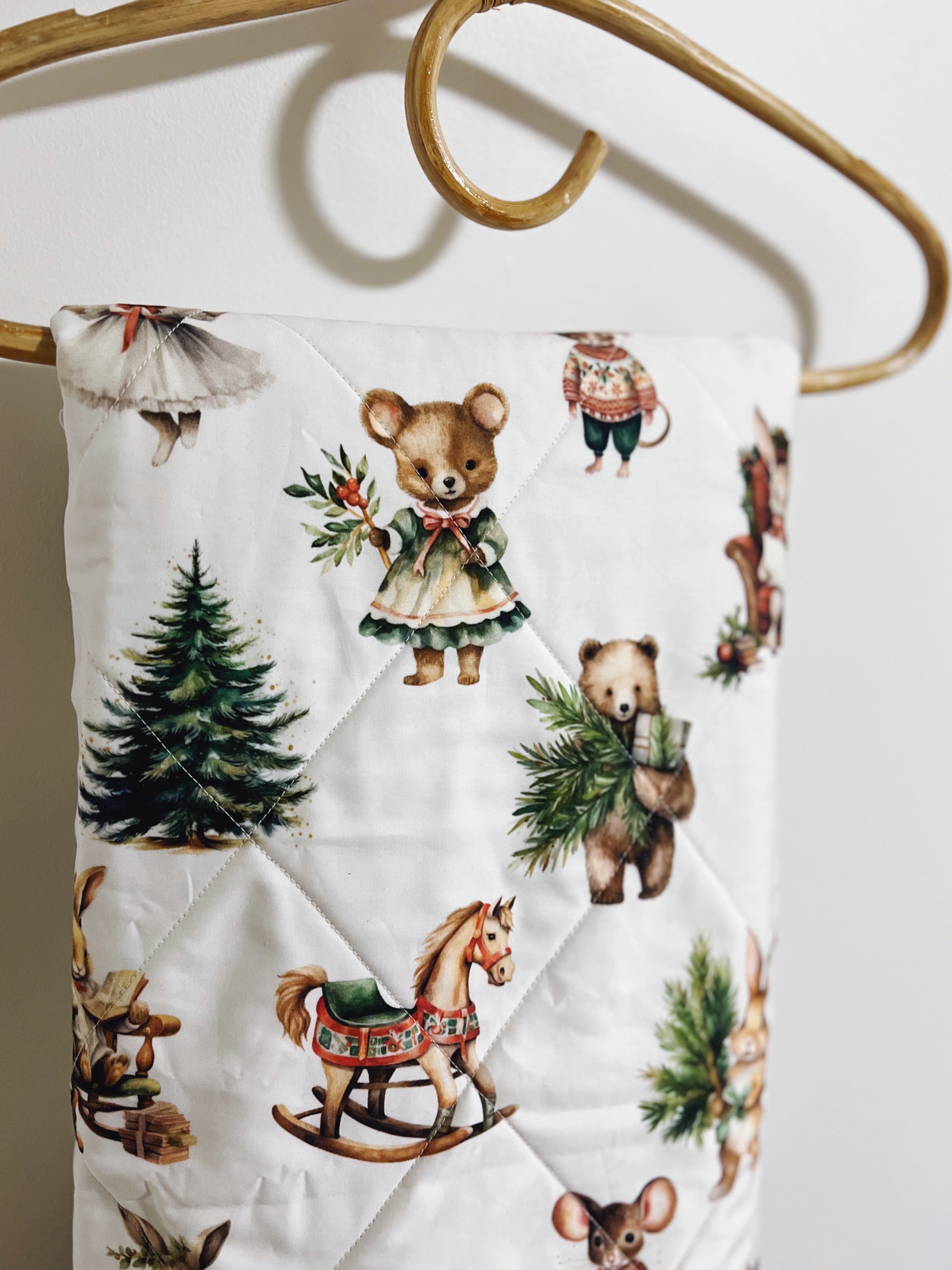 Holiday Wholecloth Quilt - Holiday Animals