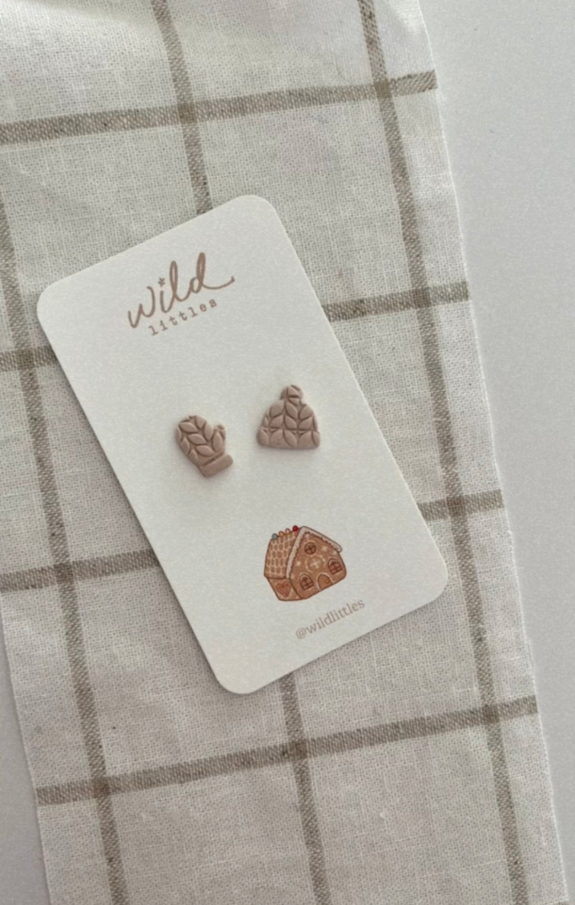 holiday earrings - hat + mittens creme | Wild Littles