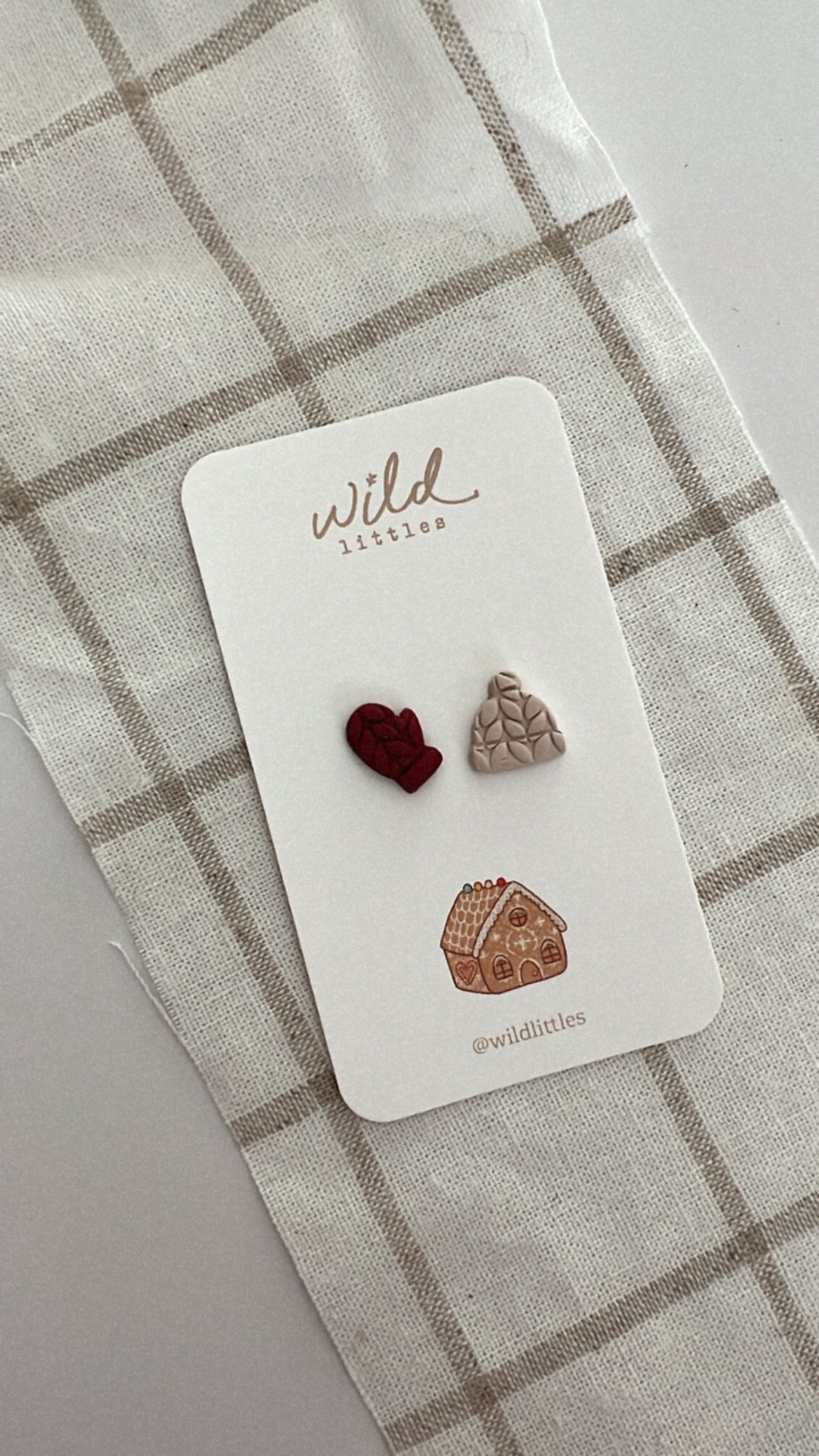 holiday earrings - hat + mittens cranberry + creme | Wild Littles